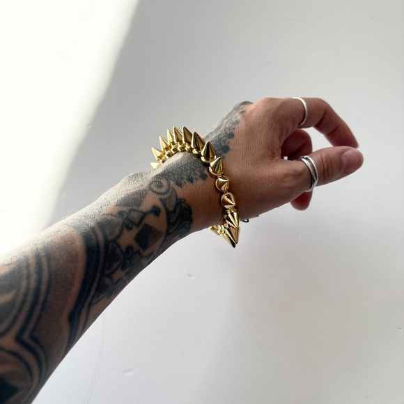 Noir NYC tobi tree spike bracelet - Picture 3 of 4